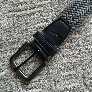 Like-new Nike Men’s Black and Gray Woven Belt - 40 inches